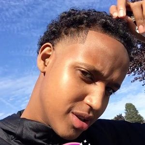 Meet your Posher, Abdi